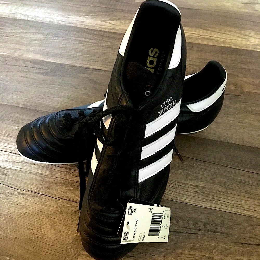 NWT Mens Adidas copa mundial soccer cleats sz 7 1/2